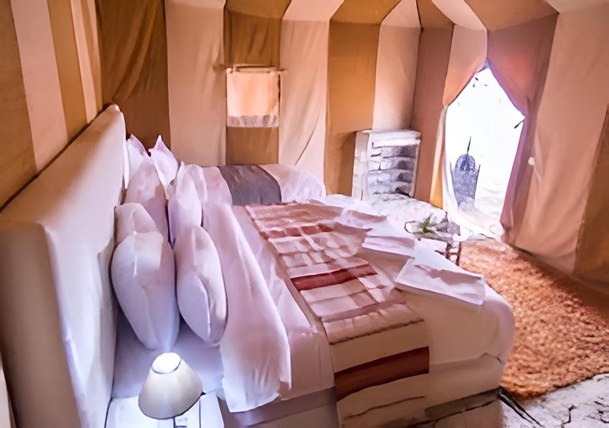 Merzouga Lovely Luxury Camp Buitenkant foto