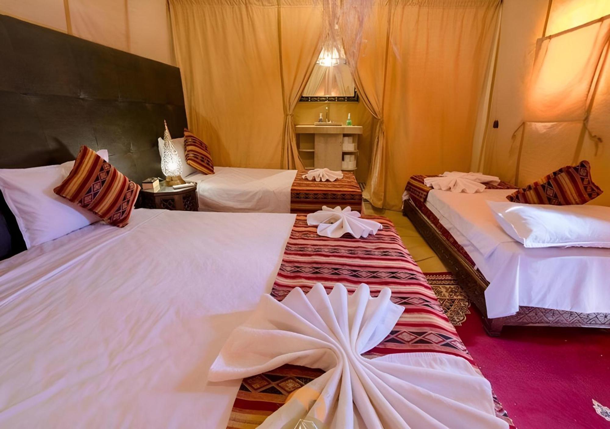 Merzouga Lovely Luxury Camp Buitenkant foto