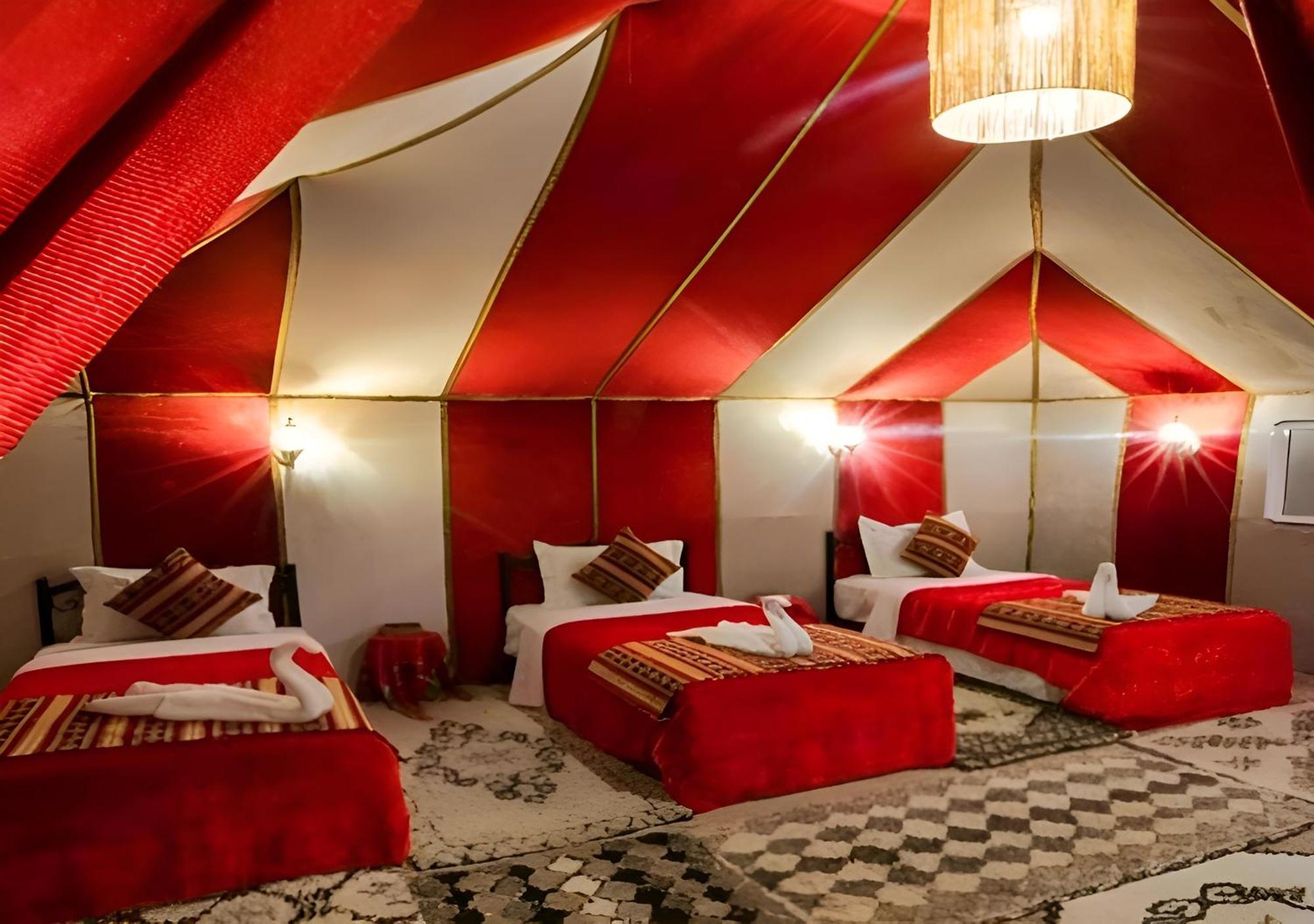 Merzouga Lovely Luxury Camp Buitenkant foto