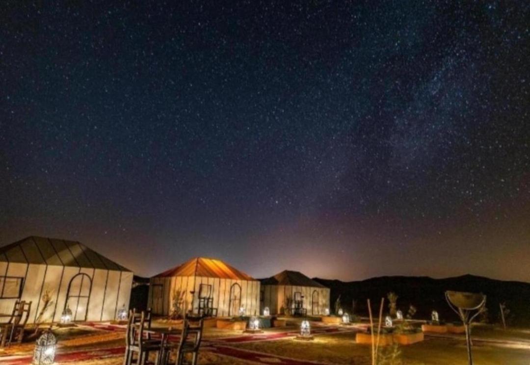 Merzouga Lovely Luxury Camp Buitenkant foto