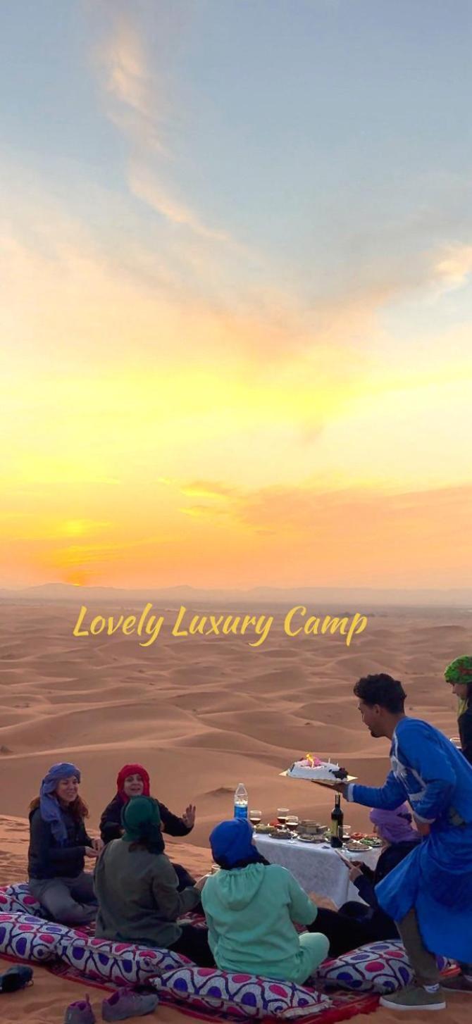 Merzouga Lovely Luxury Camp Buitenkant foto