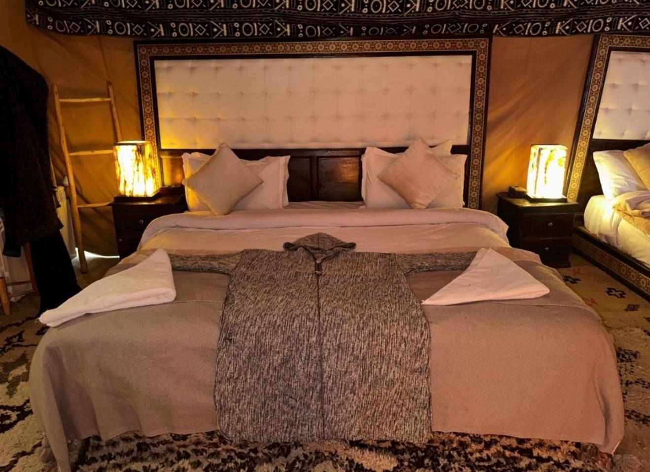 Merzouga Lovely Luxury Camp Buitenkant foto